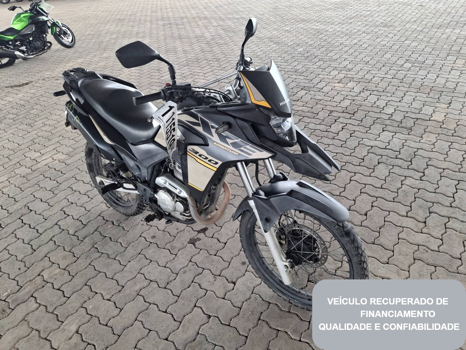 <center><b>LOTE DE MOTOS</b><br>Recuperado de financiamento